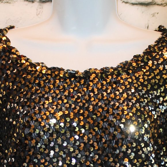 😲 Wowza! Turn heads in this vintage lined acrylic top w/sequins - Picture 5 of 6